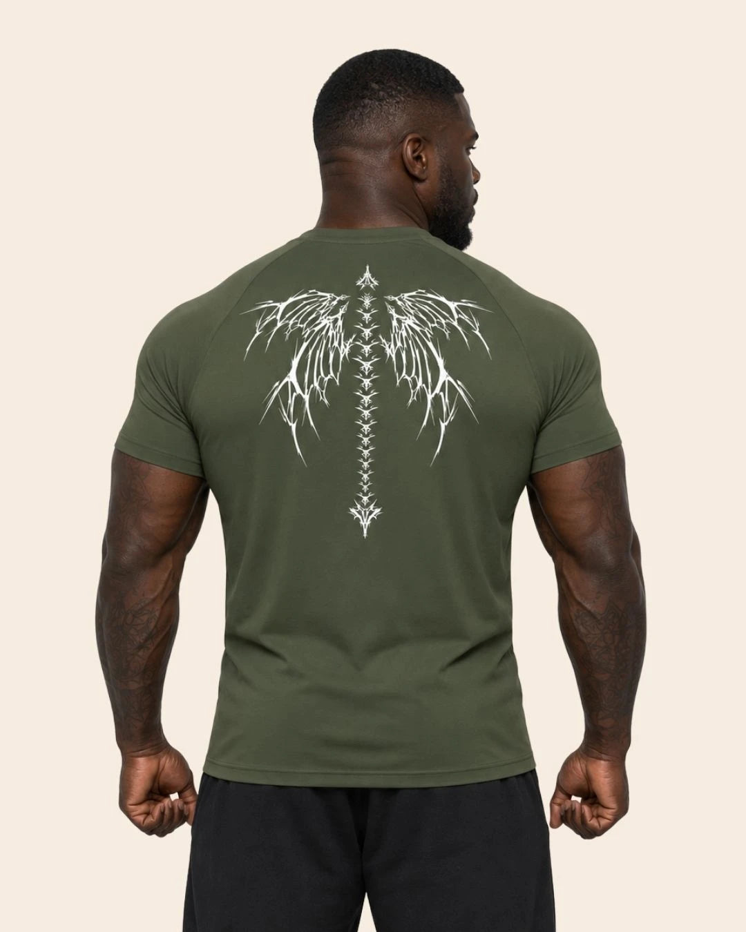 Camiseta Muscle Fit "Dominio" Verde Militar