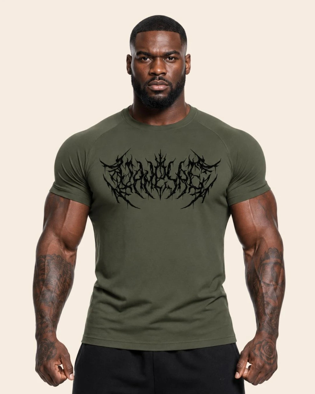 Camiseta Muscle Fit "Caos" Verde Militar
