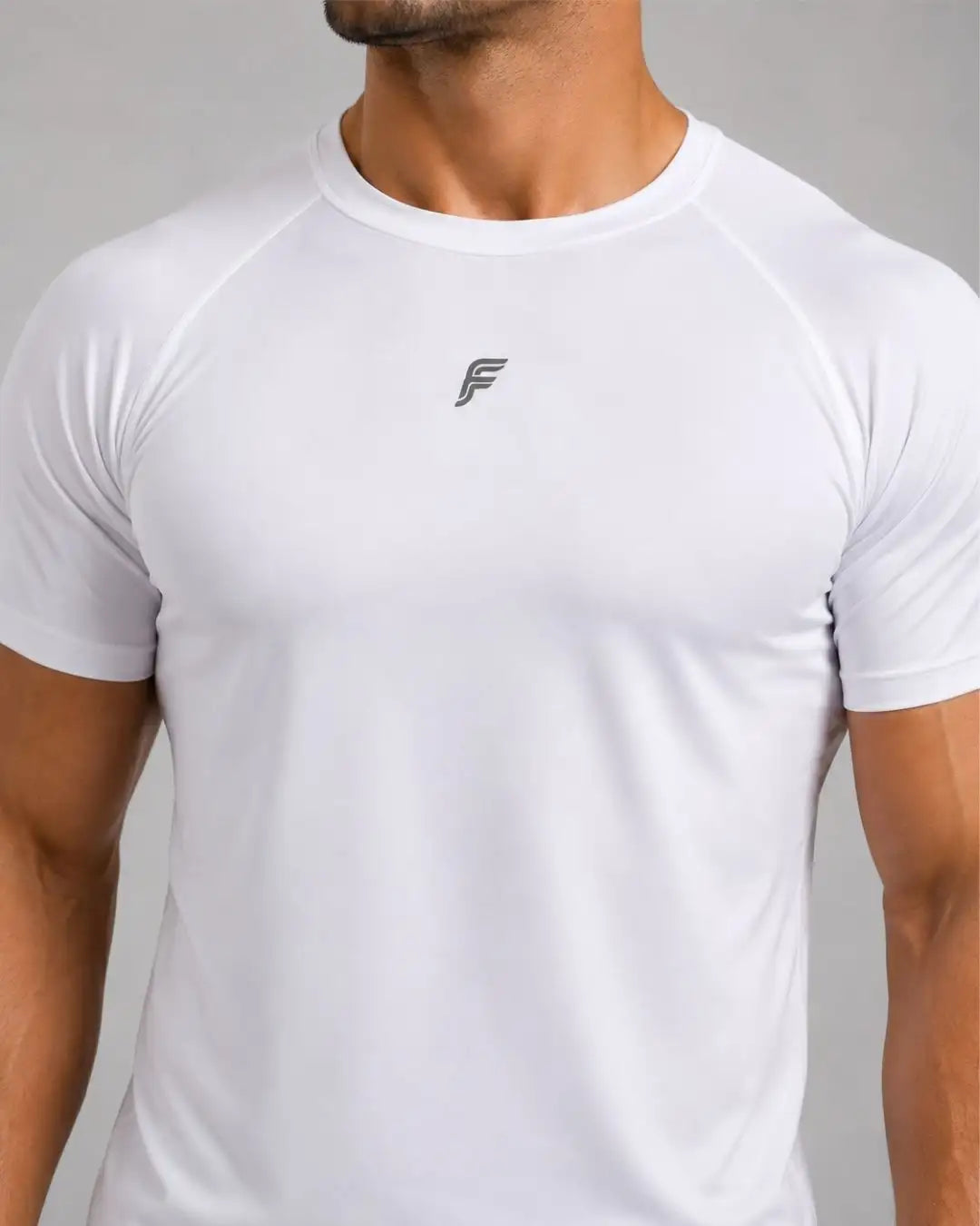 Camiseta Deportiva Blanca Muscle Fit - Dry Fit para Hombre