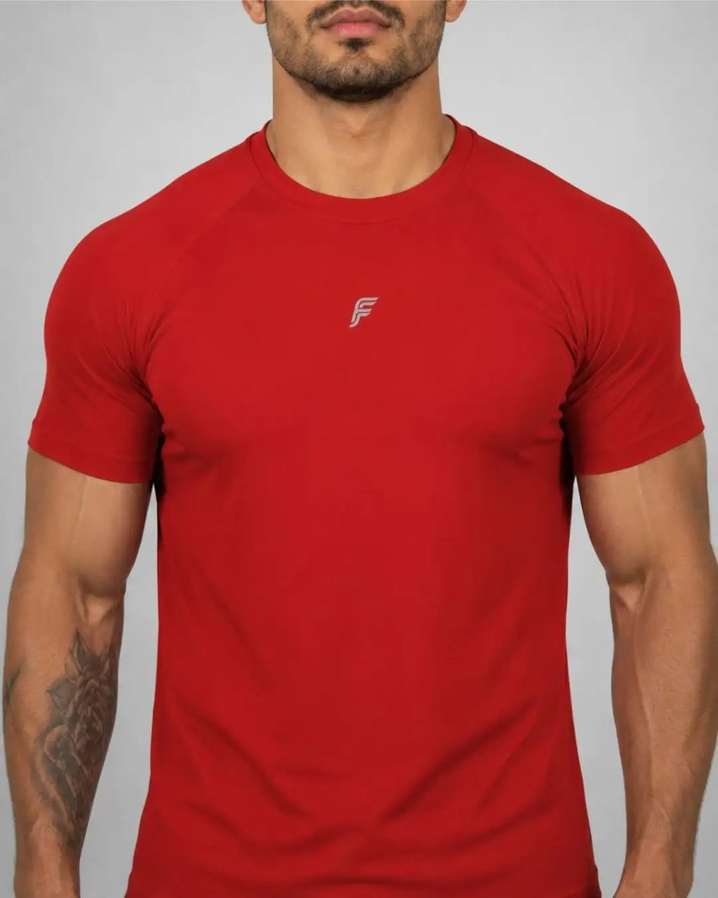 Camiseta Deportiva Roja Muscle Fit - Dry Fit para Hombre