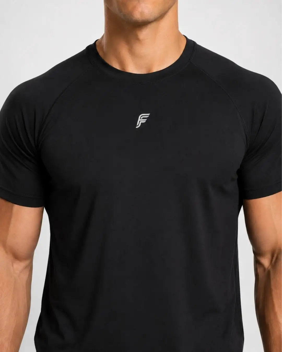 Camiseta Deportiva Negra Muscle Fit - Dry Fit para Hombre