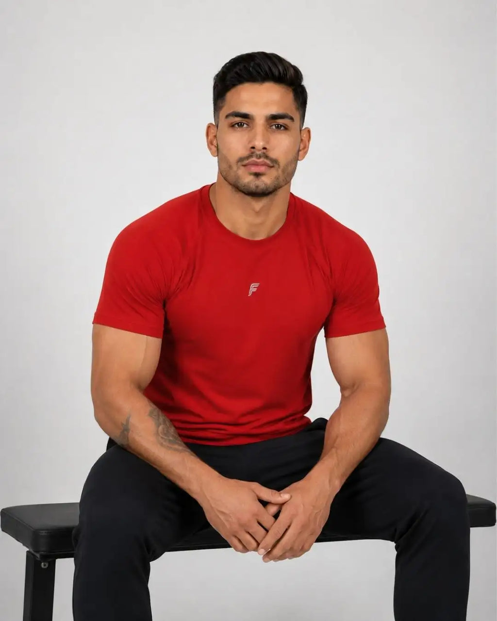 Camiseta Deportiva Roja Muscle Fit - Dry Fit para Hombre
