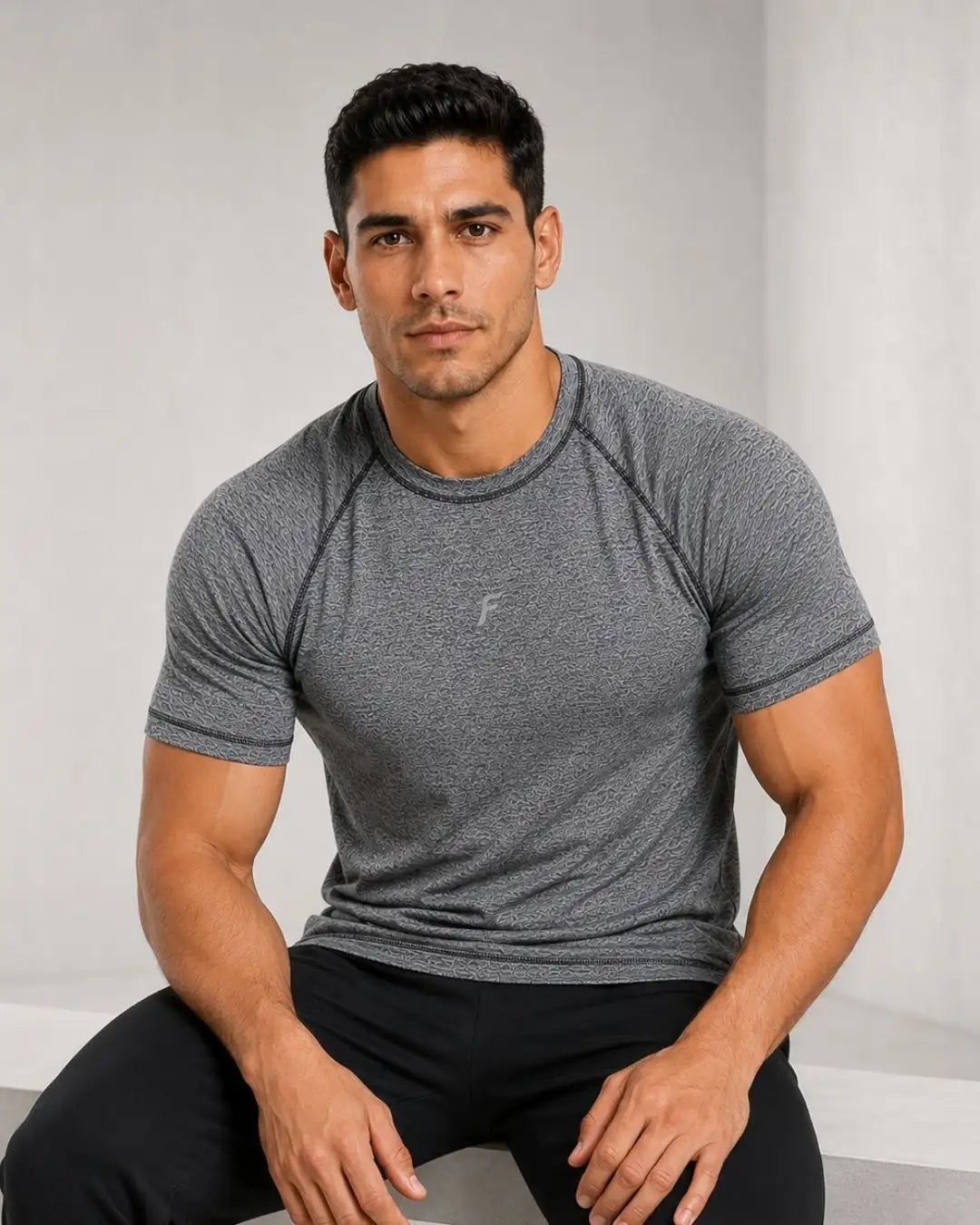 Camiseta Deportiva Gris Clara Jaspe Muscle Fit - Dry Fit para Hombre